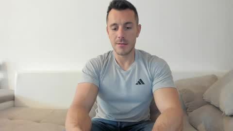 roberto4ever online show from 30, 4, 2026