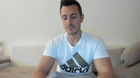roberto4ever online show from 7, 5, 2026