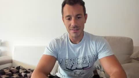 roberto4ever online show from 7, 7, 2026