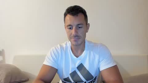 roberto4ever online show from 12, 7, 2026