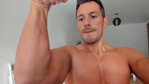 roberto4ever online show from 21, 7, 2026