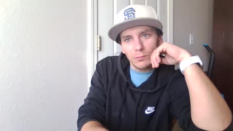 Rob witha 8 online show from 5, 2, 2025