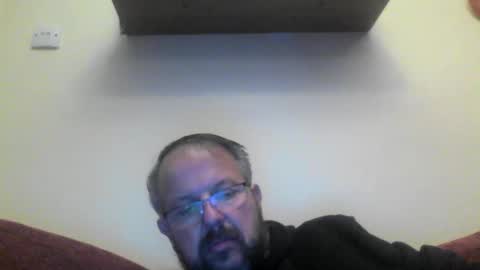Snapshot of robxx32 chatting on 19, 12, 2025 robxx32 online show from 19, 12, 2025
