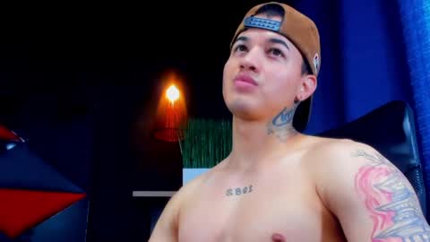 rocco_santos online show from 22, 4, 2026