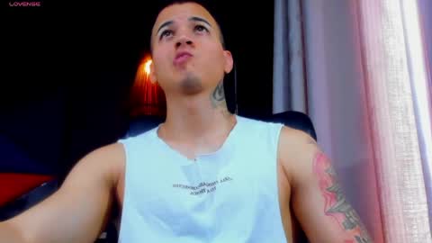 rocco_santos online show from 5, 5, 2026