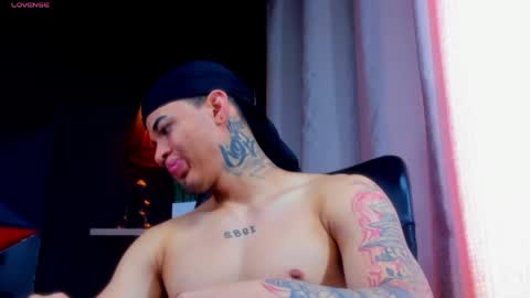 rocco_santos online show from 19, 5, 2026