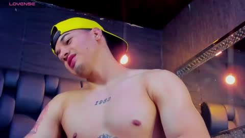rocco_santos online show from 22, 5, 2026