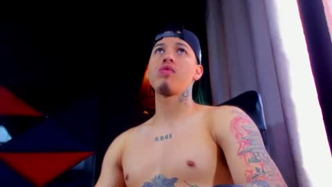 rocco_santos online show from 22, 6, 2026