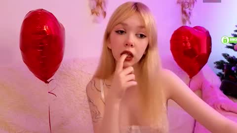 Snapshot of rochelle_dolly chatting on 21, 2, 2026 rochelle_dolly online show from 21, 2, 2026