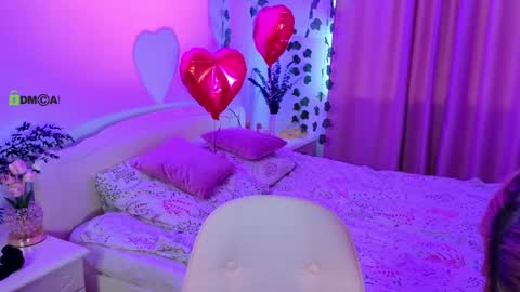 Snapshot of rochelle_dolly chatting on 8, 3, 2026 rochelle_dolly online show from 8, 3, 2026