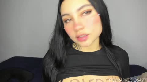 Samantha Estephania  online show from 16, 1, 2025