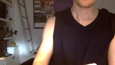 Snapshot of rocketviper chatting on 9, 9, 2025 RocketViper online show from 9, 9, 2025