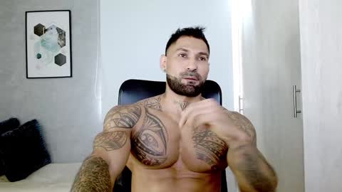 Snapshot of rogers_p chatting on 3, 2, 2025 Rogers online show from 3, 2, 2025