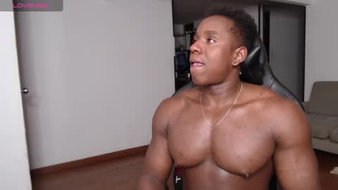 Snapshot of rogger_physique chatting on 11, 2, 2025 Rogger online show from 11, 2, 2025