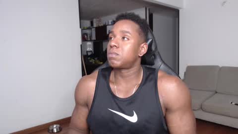 Snapshot of rogger_physique chatting on 11, 3, 2025 Rogger online show from 11, 3, 2025