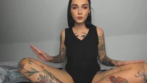 Snapshot of rokiinbaby chatting on 4, 12, 2024 rokiinbaby online show from 4, 12, 2024