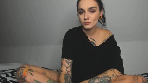 Snapshot of rokiinbaby chatting on 25, 12, 2024 rokiinbaby online show from 25, 12, 2024