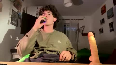 Snapshot of rokyyyyyyyy363545 chatting on 9, 3, 2026 rokyyyyyyyy363545 online show from 9, 3, 2026