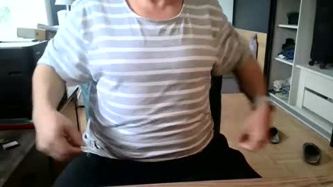 rolandloser1000 online show from 23, 2, 2025