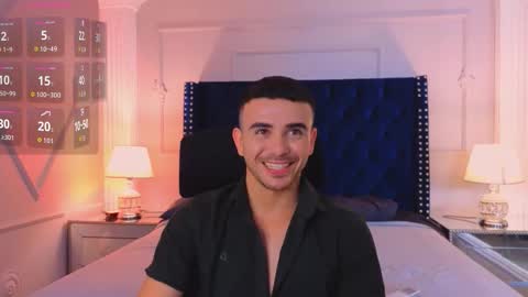 Snapshot of roman_chase chatting on 20, 10, 2025 online show from 20, 10, 2025