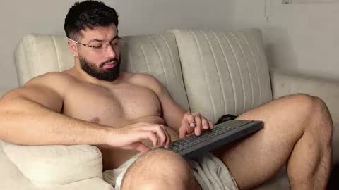 Roman Lux online show from 11, 2, 2026