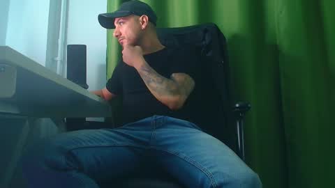 Snapshot of romaniamaster1 chatting on 9, 2, 2026 romaniamaster1 online show from 9, 2, 2026