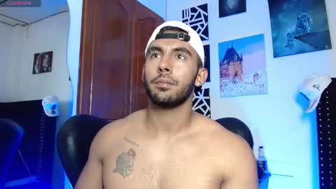 Snapshot of romanpearce_ chatting on 6, 8, 2026 Roman online show from 6, 8, 2026