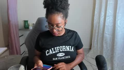 Is A Belle online show from 11, 5, 2026