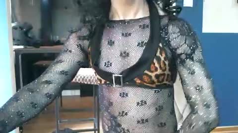 Snapshot of romantico_erotico chatting on 7, 6, 2026 romantico_erotico online show from 7, 6, 2026