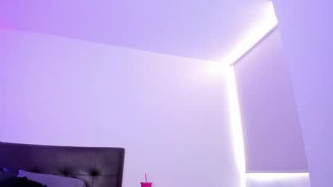 Snapshot of romantik_doll chatting on 5, 5, 2026 zaray online show from 5, 5, 2026