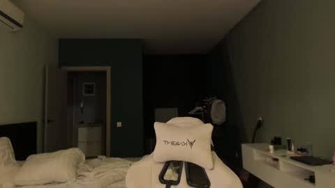 Romeo online show from 10, 2, 2025