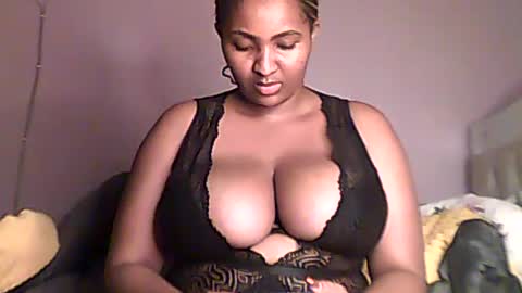 Snapshot of romina_26 chatting on 27, 6, 2026 Romina 26 online show from 27, 6, 2026