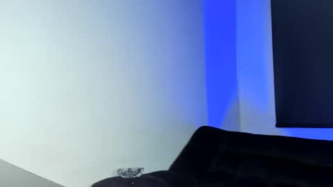 Ronnie online show from 28, 7, 2026