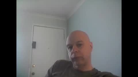Snapshot of rooboy55 chatting on 19, 4, 2026 rooboy55 online show from 19, 4, 2026