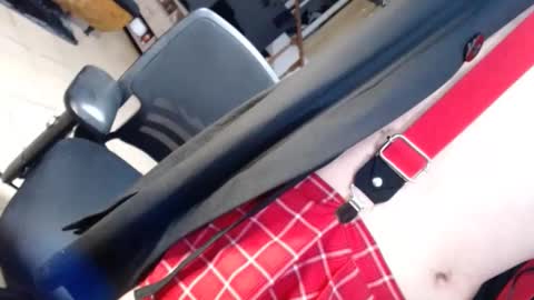 herreraisa offical online show from 16, 2, 2025