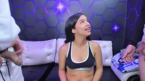  MIA AND PAUL online show from 12, 3, 2025