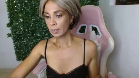 Snapshot of rosa_skinny chatting on 17, 3, 2026 rosa online show from 17, 3, 2026