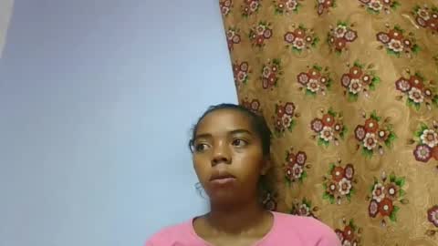 Snapshot of rosah225127 chatting on 16, 4, 2026 rosah225127 online show from 16, 4, 2026