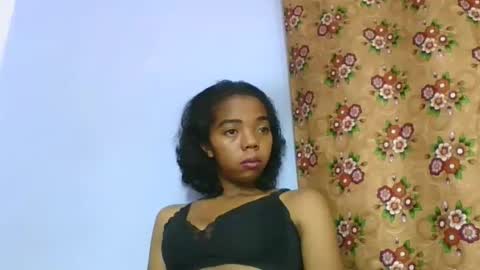 Snapshot of rosah225127 chatting on 24, 4, 2026 rosah225127 online show from 24, 4, 2026