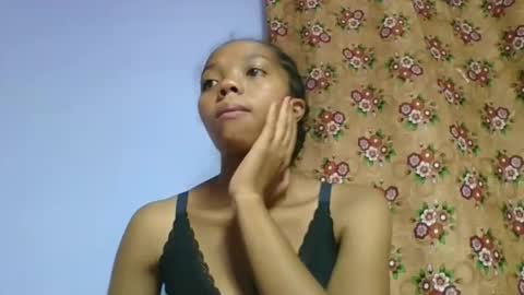 Snapshot of rosah225127 chatting on 27, 4, 2026 rosah225127 online show from 27, 4, 2026