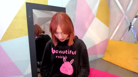 Snapshot of rosalie_velvet chatting on 23, 3, 2026 rosalie_velvet online show from 23, 3, 2026