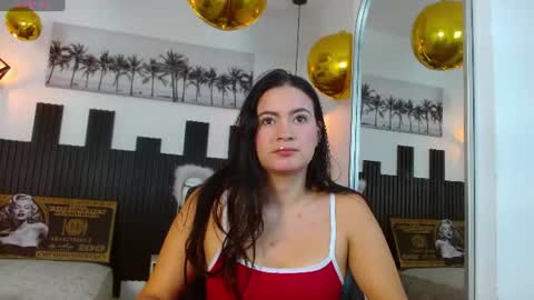 Snapshot of rosaliea chatting on 24, 6, 2026 R O S A L I A online show from 24, 6, 2026