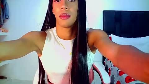Snapshot of rosalindasexy chatting on 29, 6, 2026 Rosalinda online show from 29, 6, 2026