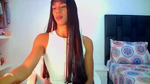 Snapshot of rosalindasexy chatting on 7, 7, 2026 Rosalinda online show from 7, 7, 2026