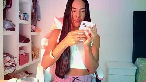 Snapshot of rosalindasexy chatting on 14, 7, 2026 Rosalinda online show from 14, 7, 2026