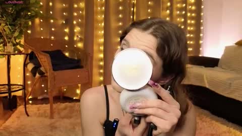 Snapshot of rosalvaulman chatting on 8, 3, 2026 Kylie online show from 8, 3, 2026