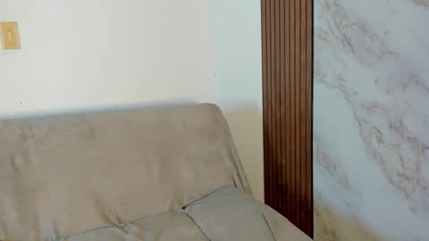 rosaly_rodman online show from 6, 1, 2026