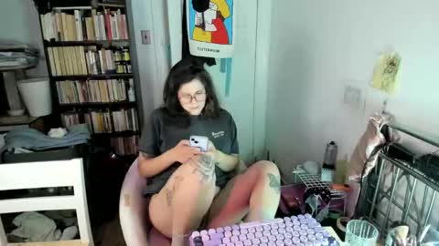 rose257044 online show from 23, 11, 2025