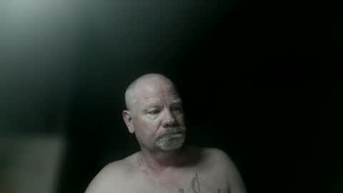 Snapshot of rose69904260 chatting on 29, 5, 2026 Rose and Jacks Pay Room online show from 29, 5, 2026