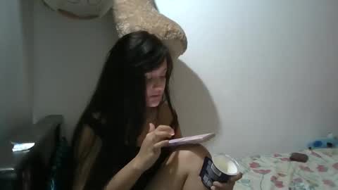 Snapshot of rose_077 chatting on 6, 6, 2026 Rose online show from 6, 6, 2026